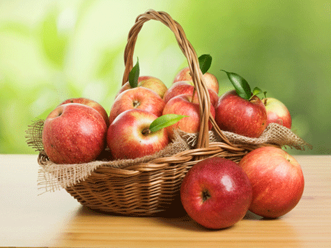 Trong táo có chứa nhiều chất pectin có tác dụng đào thải mỡ thừa ra khỏi cơ thể